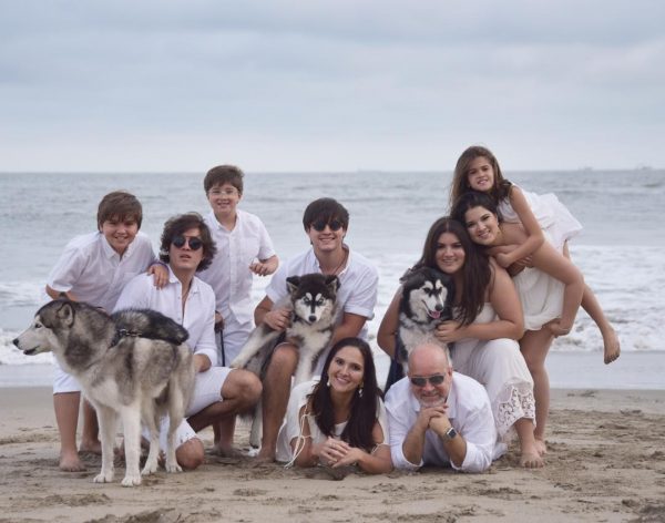 Familia