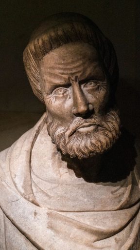Tobías